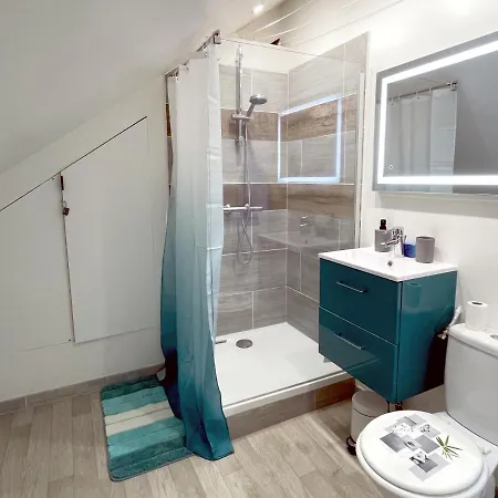 Loft Renove Avec Mezzanine - Vue Sur Le Loing - Commerces A Pied Moret-sur-Loing Exterior foto